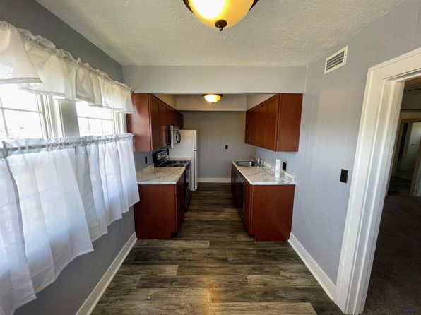 rapid-city-south-dakota-2055531309 picture