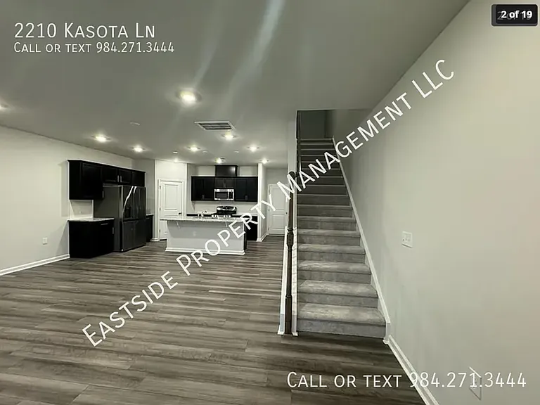 2210 Kasota Ln — Photo 3