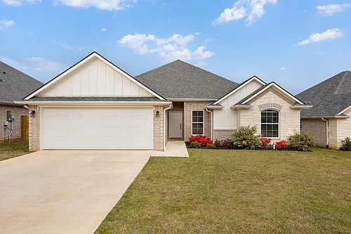 1621 Legacy Dr Photo 1