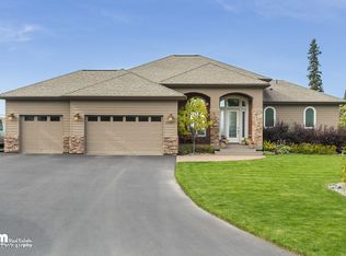 16460 Luna St, Anchorage, AK 99516