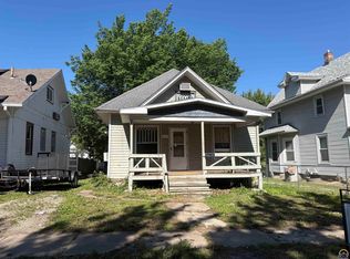 1143 SW Jewell Ave, Topeka, KS 66604