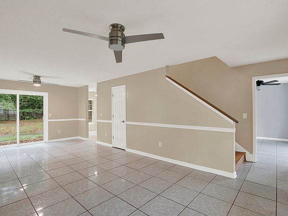 4th image of 128 Saint Ives Dr