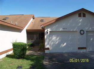 8212 Leafy Ct, Port Richey, FL 34668
