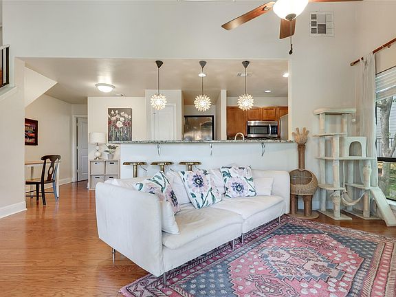 2nd image of 2612 San Pedro St APT 219