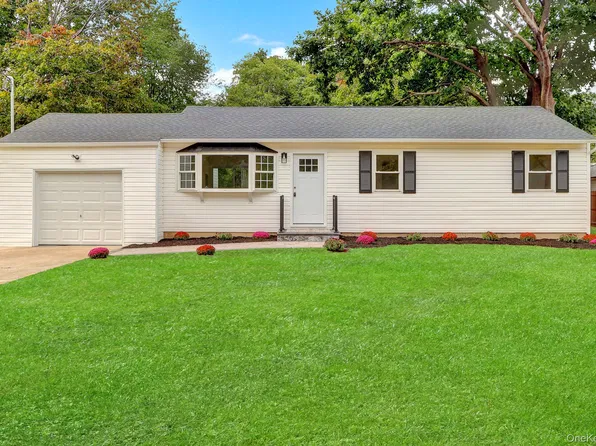 1119 Nugent Avenue, Bay Shore, NY 11706