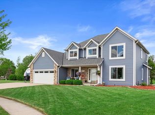 N165W21200 Tartan Ct, Jackson, WI 53037