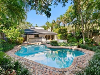 4110 El Prado Blvd, Miami, FL, 33133