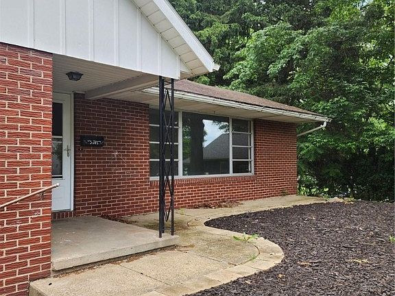 2nd image of 2145 Norwood Blvd