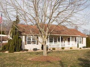 301 Holly Ave, Grottoes, VA 24441