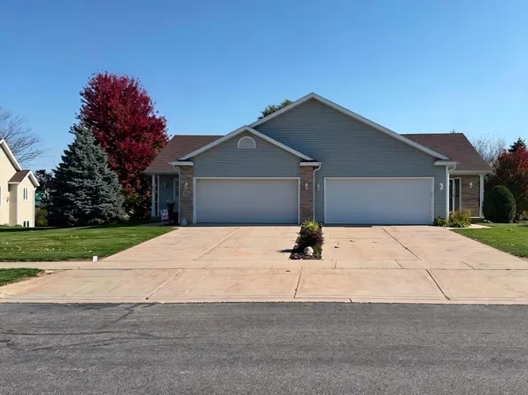 828-824 Dunn Ave, Oregon, WI 53575
