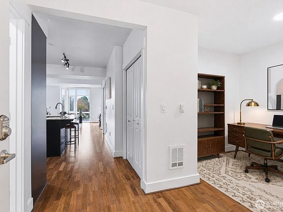 2nd image of 699 John St #319