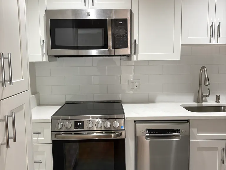 950 Massachusetts Ave #418 — Photo 6