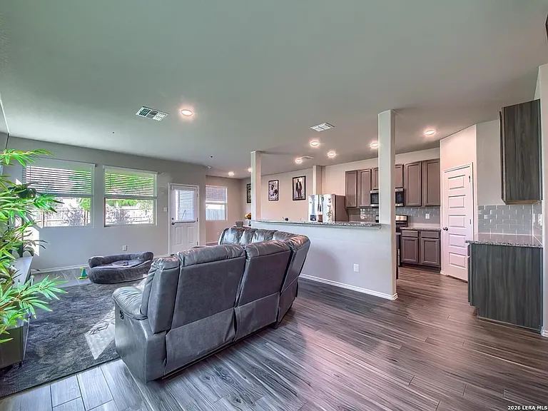 5011 Sandstone Way — Photo 13
