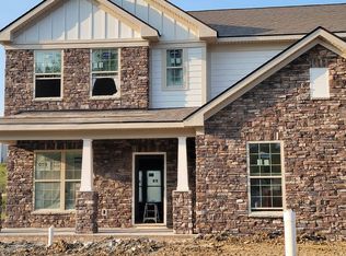 155 Macy Dr, Hendersonville, TN 37075