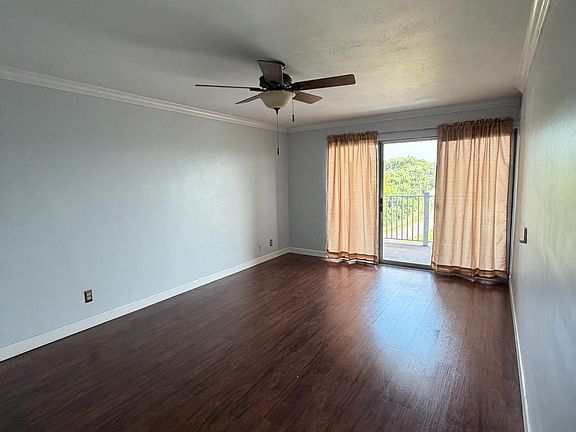 4th image of 3415 W End Ave #1003