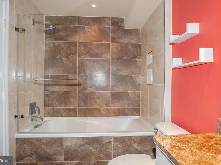 5958 Founders Hill Dr #101B — Photo 14