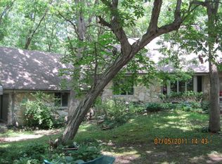 7910 S Fox Ln, Columbia, MO 65201