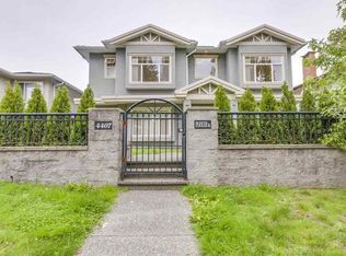 4407 Parker St, Burnaby, BC V5C3C7
