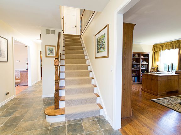 3rd image of 1174 Furlong Dr