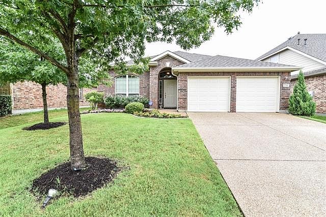 1st image of 2716 Waterway Dr