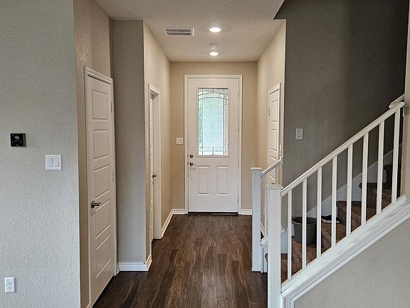 2nd image of 5110 Roble Grande