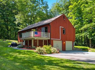 17 Redfield Circle, Derry, NH 03038