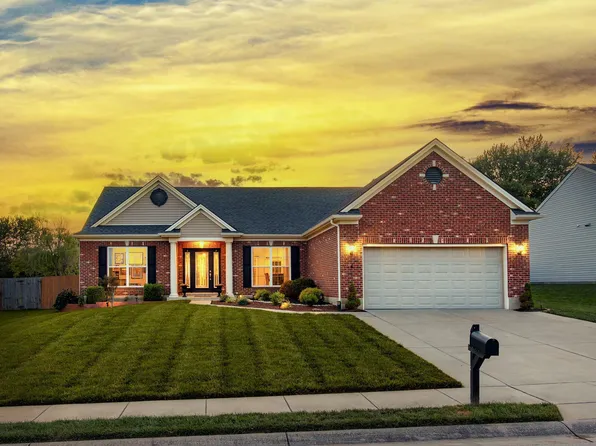 3031 Paradise Cir, Newburgh, IN 47630
