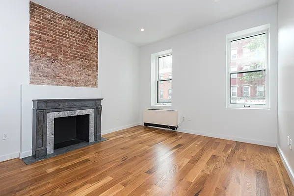 Rented by Bold New York | media 29