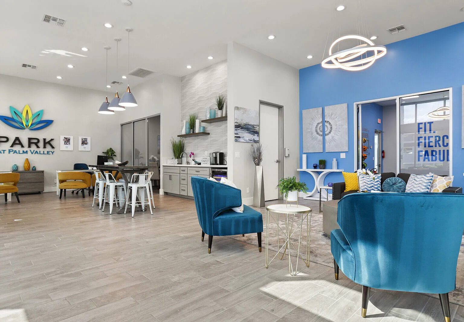 Park at Palm Valley — Photo 4