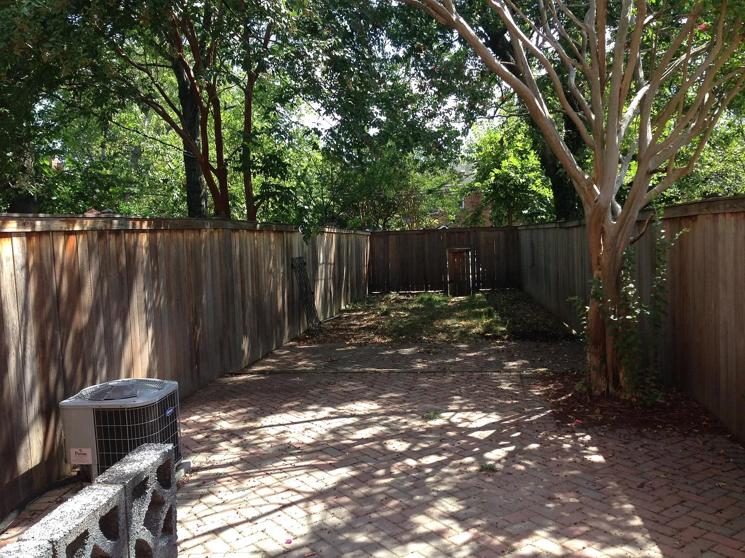 2 bed, 1200 sqft, $4,025 — Photo 2