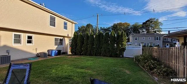2 Roth St — Photo 3