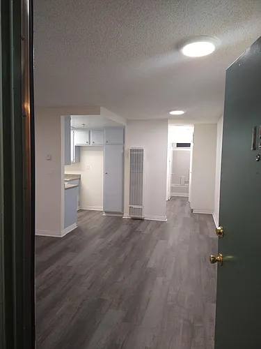 13621 Cerise Ave #5 Photo 1