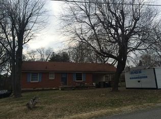 5027 Madeline Dr, Nashville, TN 37211