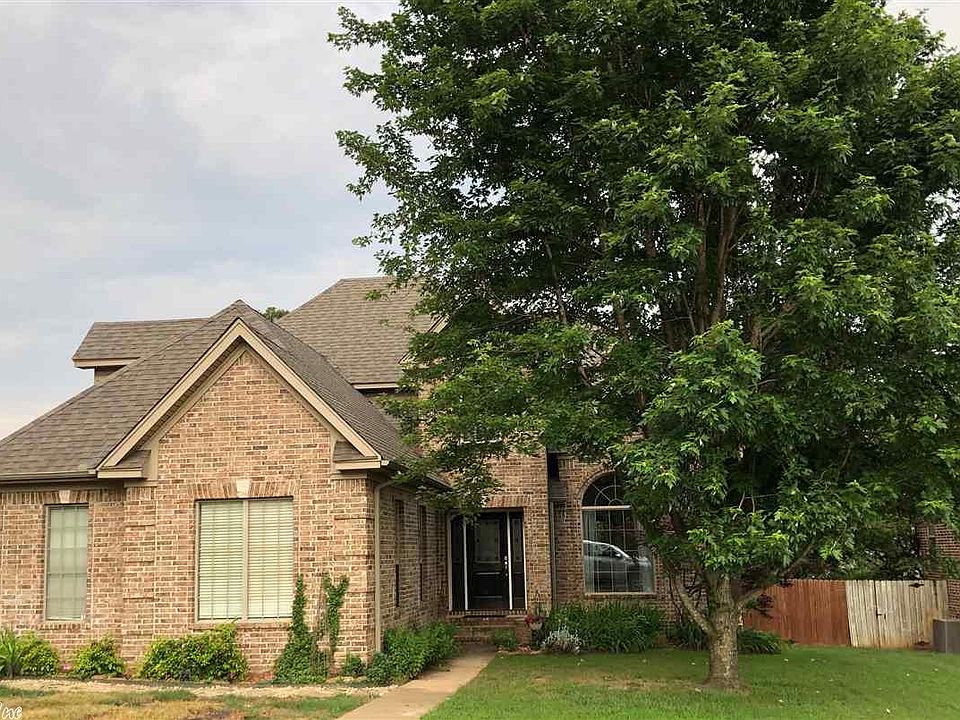 1st image of 2322 Byron Dr