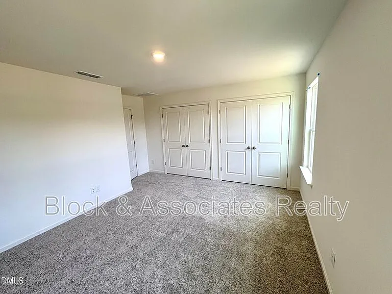 2040 Oakdale Dr — Photo 11