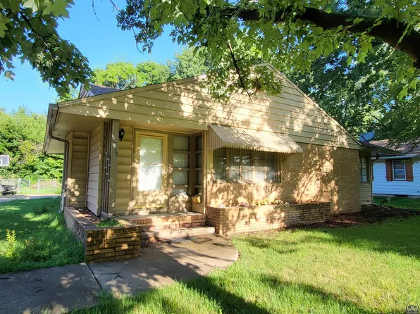 1819 SW Mission Ave, Topeka, KS 66604