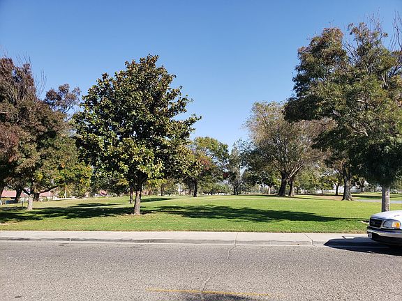 Park Located directly across street!