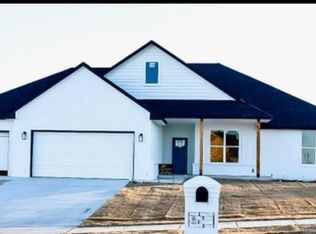 526 Meghan Ln, Blanchard, OK 73010