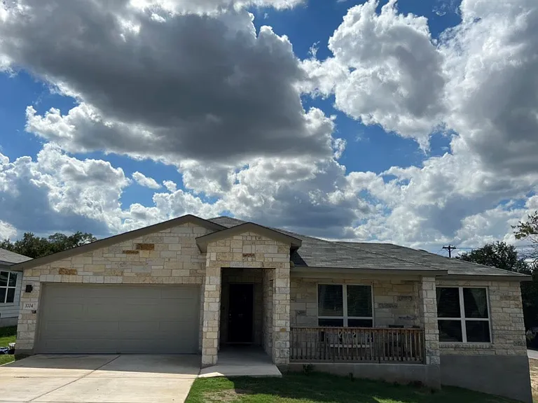 3704 Allegiance Ave — Photo 1