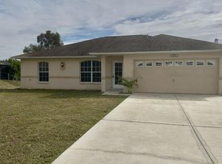 713 Rue Labeau Cir, Fort Myers, FL 33913