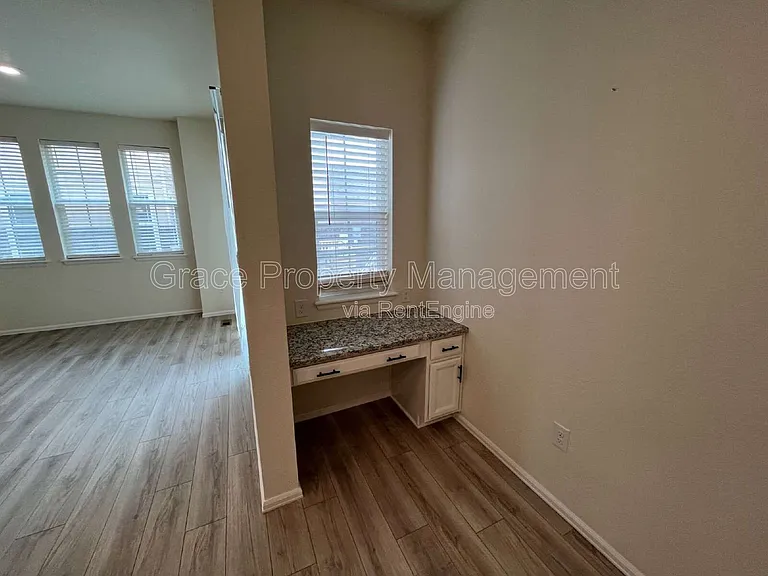 17626 Olive St — Photo 6