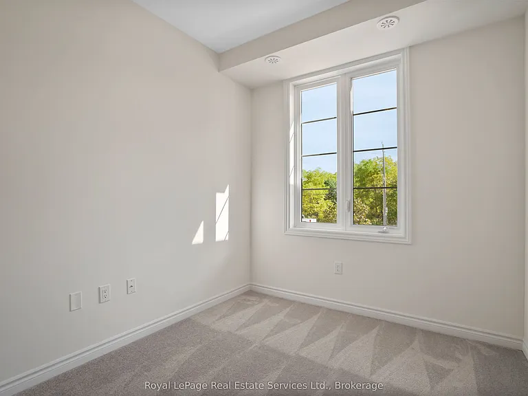 383 Dundas St E #68 — Photo 19
