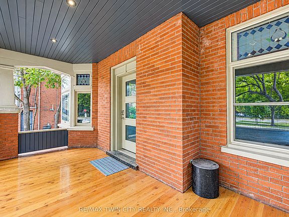 4th image of 56 Mansion St