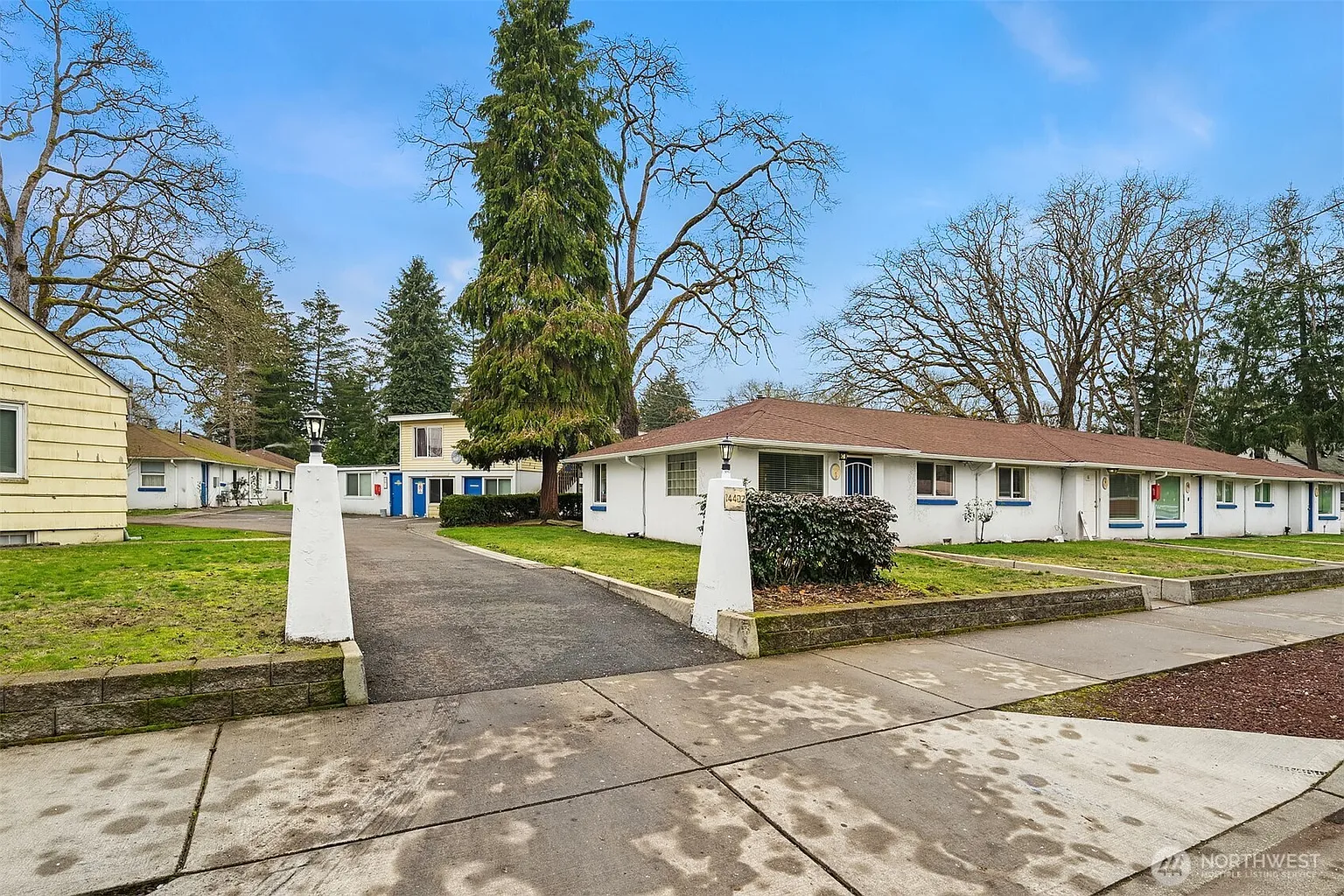 14402 Washington Avenue SW photo 1