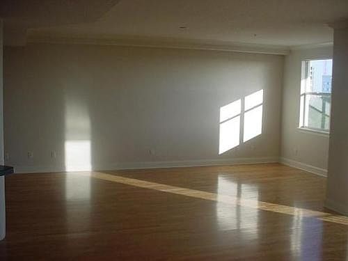 5th image of 750 4th Ave S APT 607