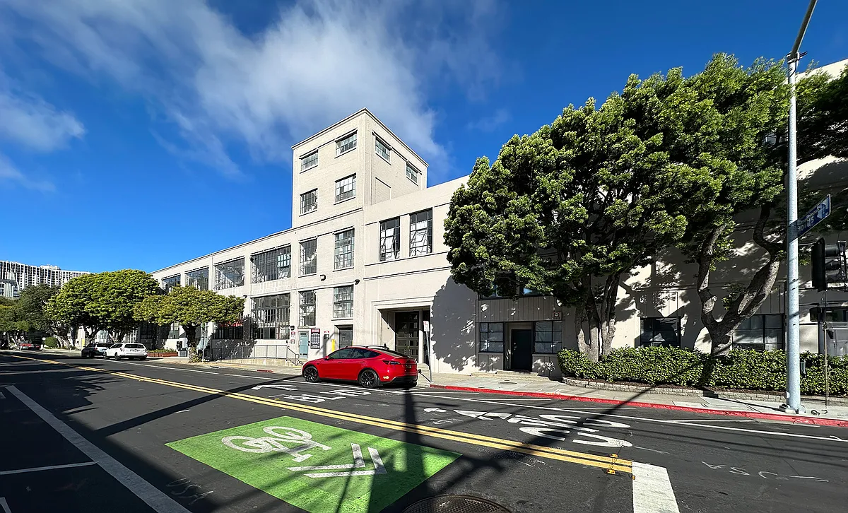 Building Photo - General Cable Building