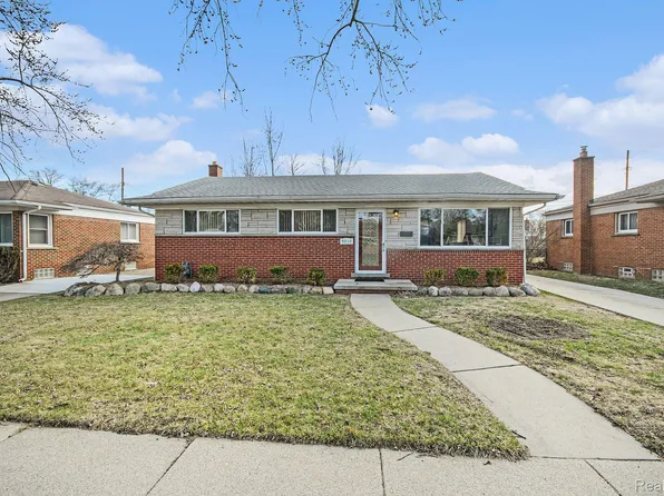 9010 Winston, Redford, MI 48239