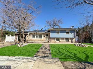 322 Nicholson Rd, Mount Ephraim, NJ 08059