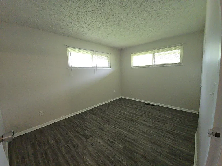 5612 Harshmanville Rd — Photo 17
