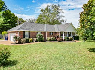 1508 Creekstone Dr, Columbia, TN 38401